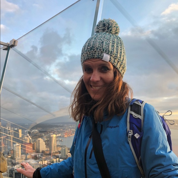 Meet your Posher, Laurie - Picture 1 of 1